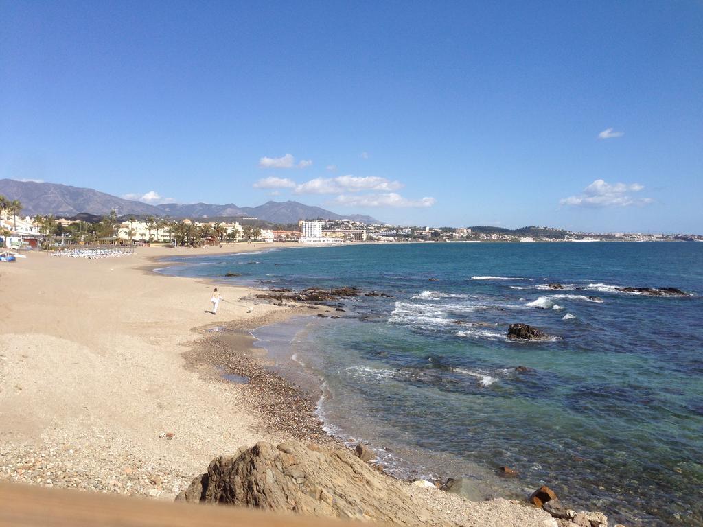 Beach Apartment Las Acacias Torrenueva Ла Кала де Михас Екстериор снимка
